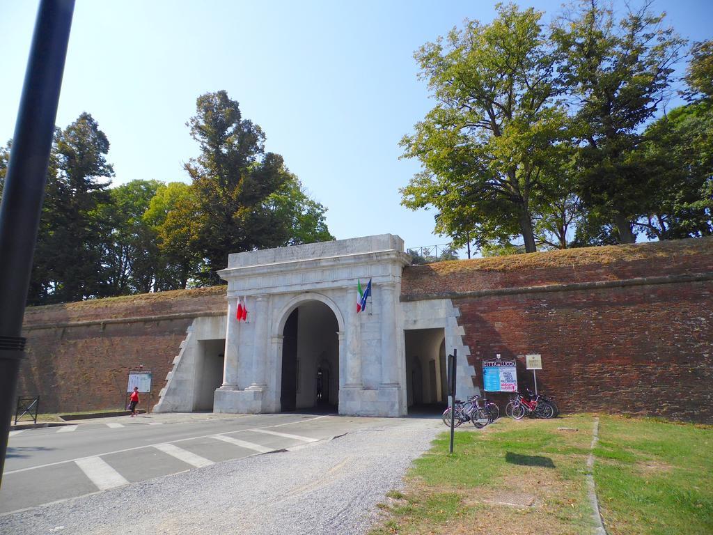 Appartamento Porta Elisa Lucca Eksteriør billede